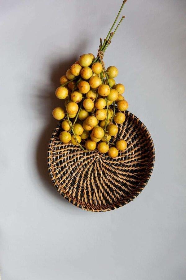 rattan round tray black