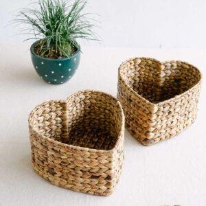 grass basket heart shape