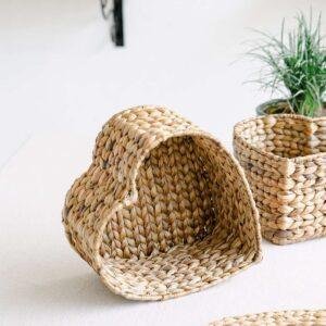 grass basket heart shape